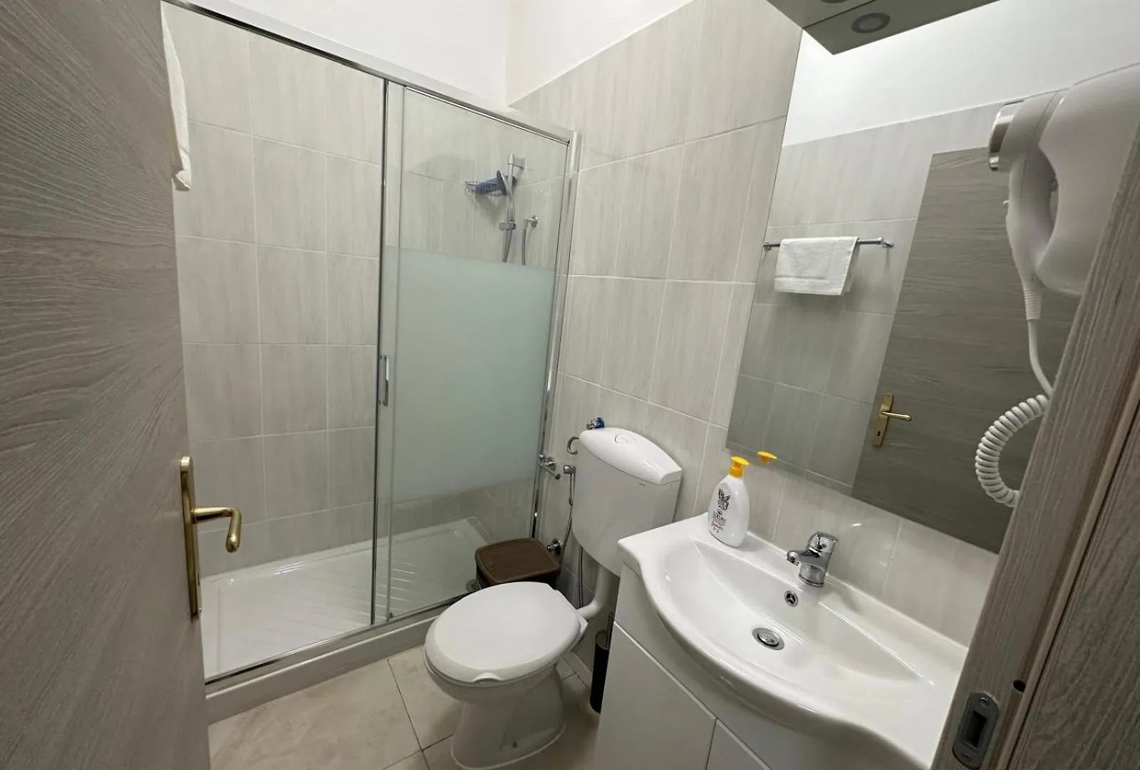 Turati Bed & Breakfast Rome